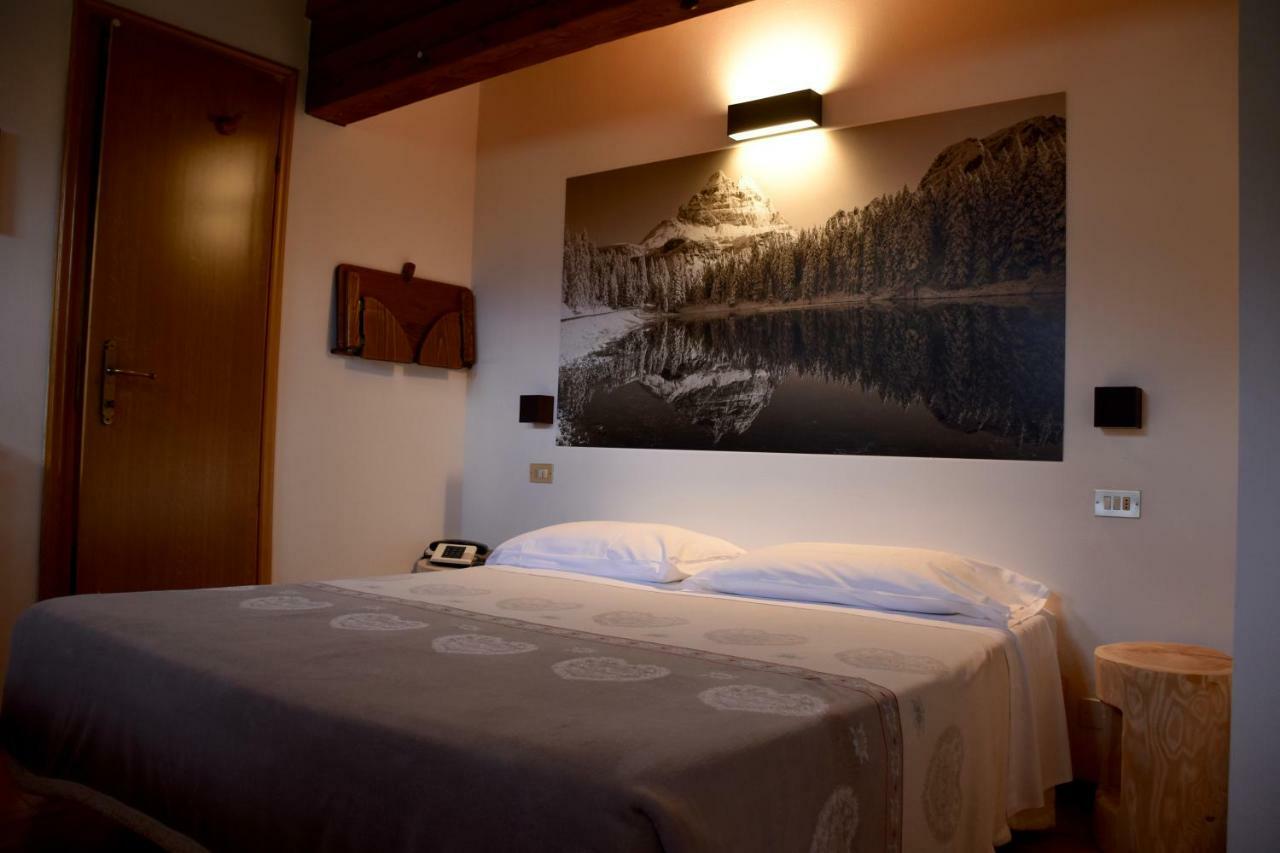 Albergo Meuble Victoria Auronzo di Cadore Kültér fotó