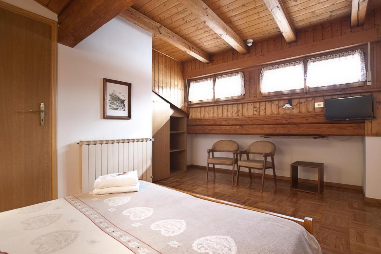 Albergo Meuble Victoria Auronzo di Cadore Kültér fotó